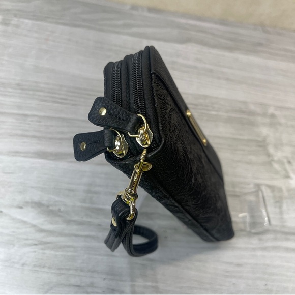 Stone Mountain Accessories Black Embossed  Tooled Faux Leather Double Zip Wallet - Picture 6 of 12